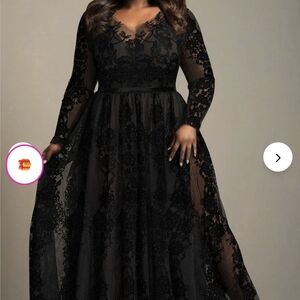 Lace Semi formal Maxi Dress